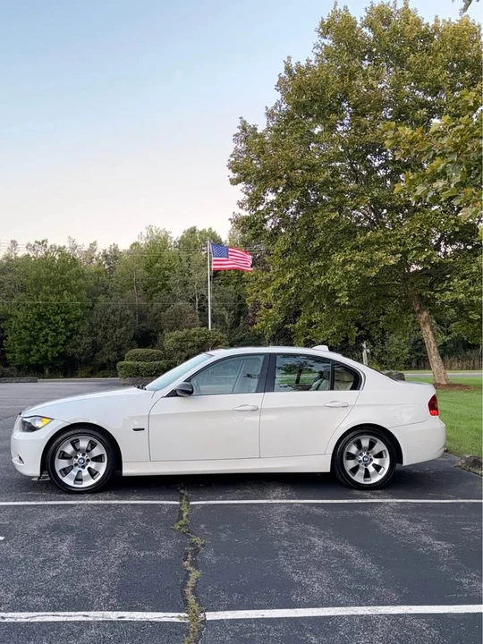 2008 BMW E90 335i Sedan - Image 5 of 17