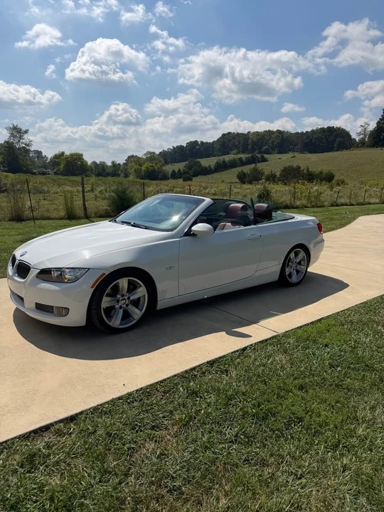 2008 BMW E93 335i Convertible - Image 5 of 10