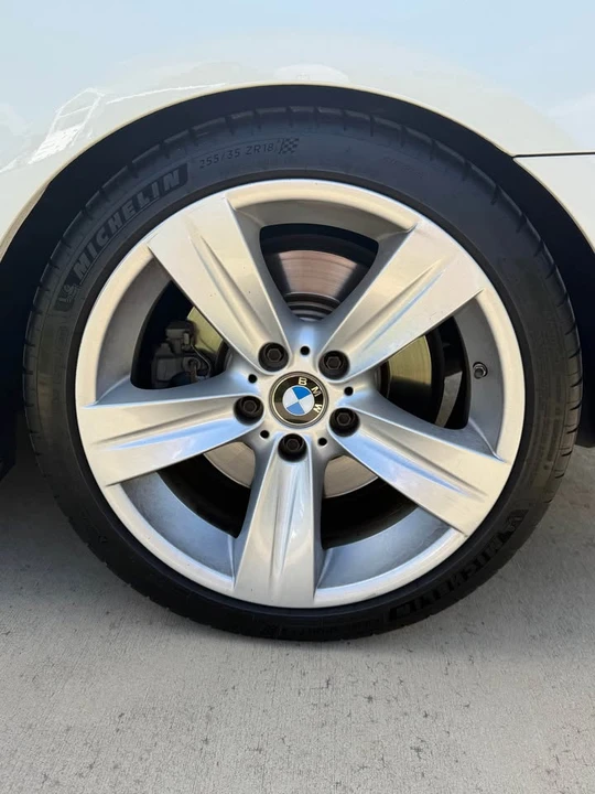 2008 BMW E93 335i Convertible - Image 7 of 10