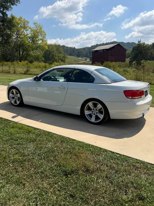 2008 BMW E93 335i Convertible - Image 3 of 10