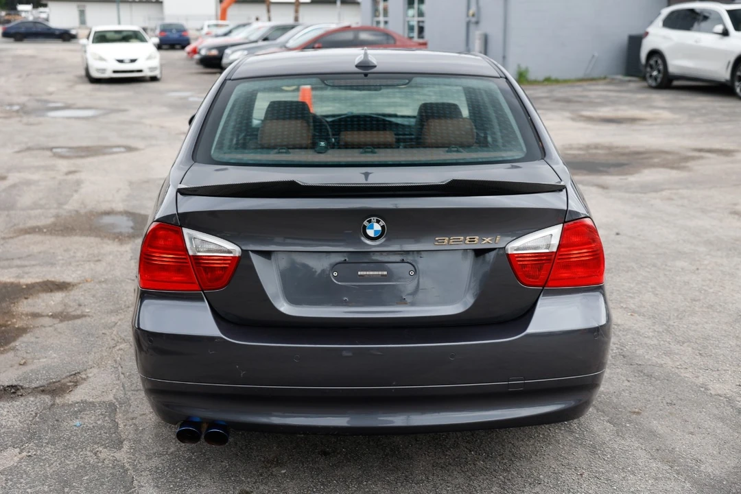 2008 BMW E90 3 Series Sedan - Image 9 of 12