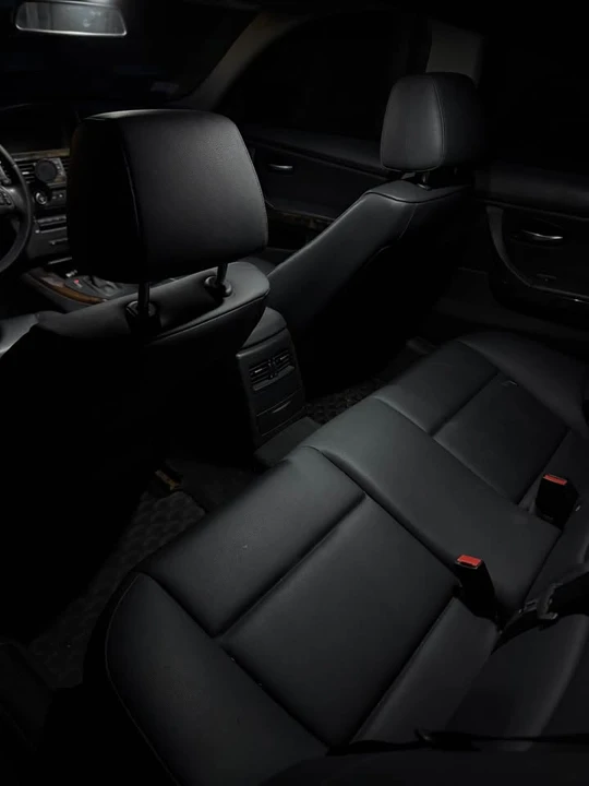 2008 BMW E90 3 Series Sedan - Image 7 of 8