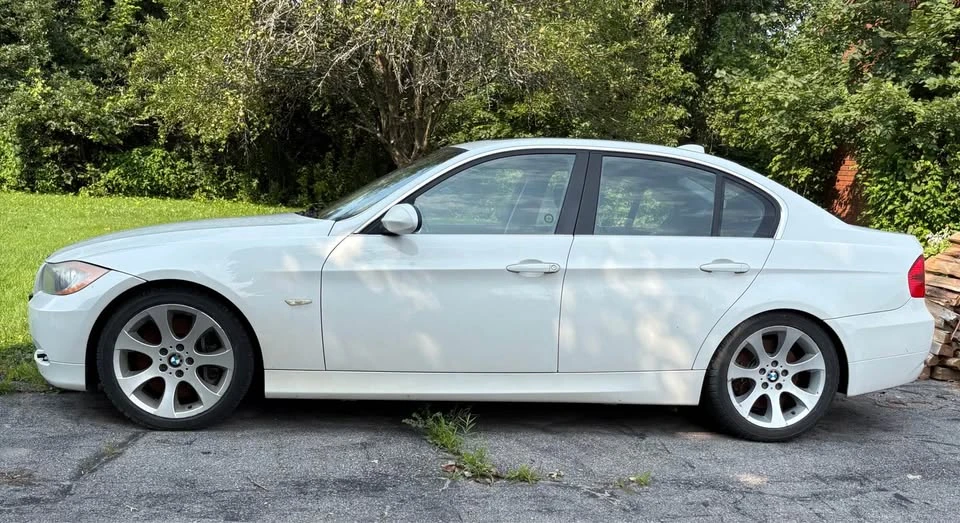 2008 BMW E90 3 Series Sedan - Image 3 of 4