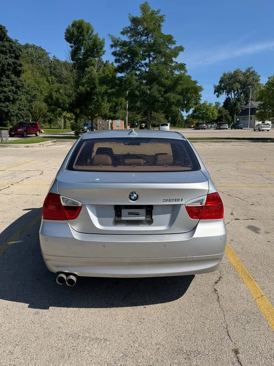 2008 BMW E90 3 Series Sedan - Image 6 of 11