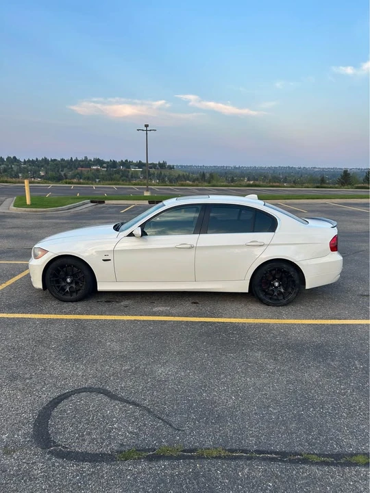 2008 BMW E90 3 Series Sedan - Image 5 of 7
