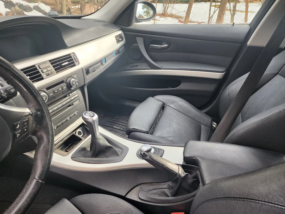 2008 BMW E90 3 Series Sedan - Image 14 of 20