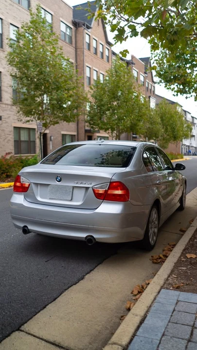 2008 BMW E90 3 Series Sedan - Image 4 of 17