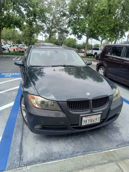 2008 BMW E90 3 Series Sedan - Image 3 of 6