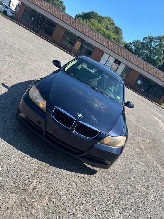 2008 BMW E90 3 Series Sedan - Image 2 of 7