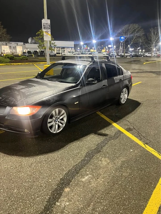2008 BMW E90 3 Series Sedan - Image 2 of 13