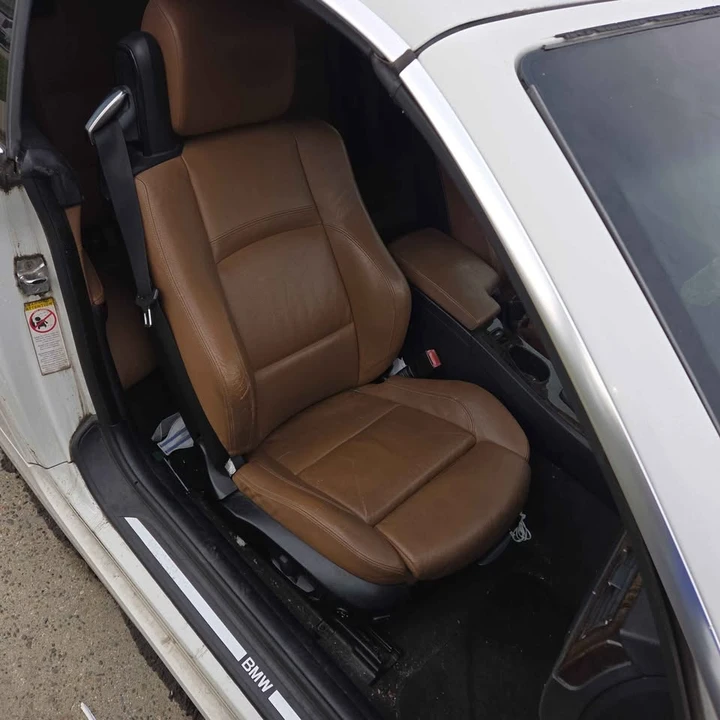2008 BMW E93 3 Series Convertible - Image 7 of 8