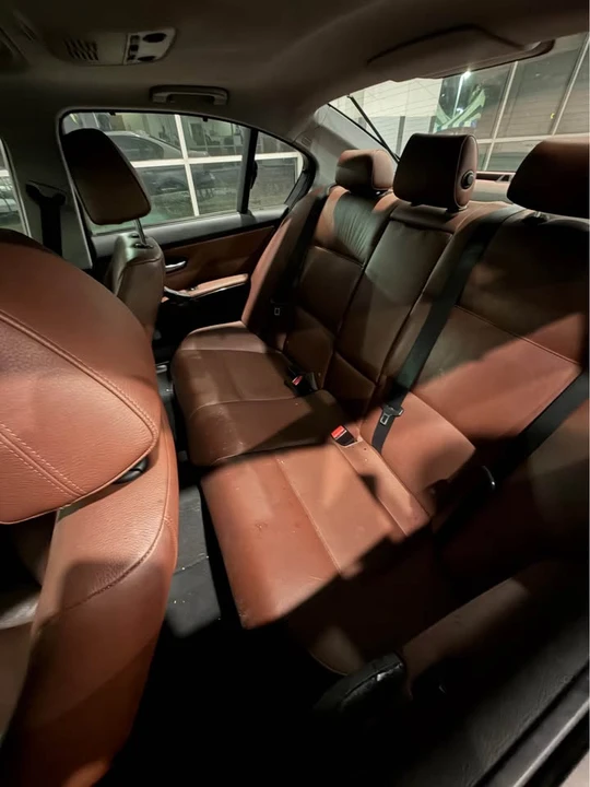 2008 BMW E90 3 Series Sedan - Image 7 of 8