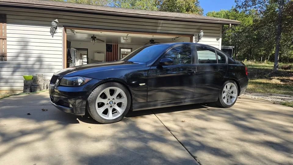 2008 BMW E90 3 Series Sedan - Image 2 of 8