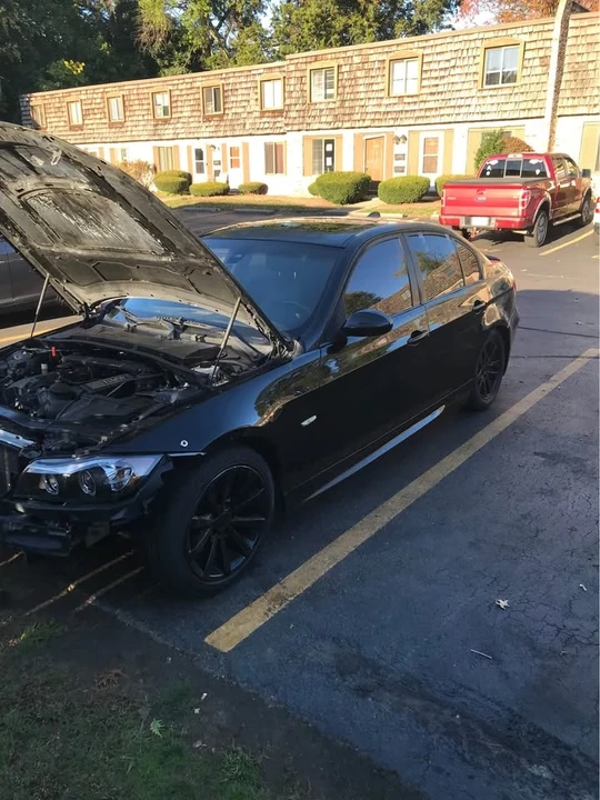 2008 BMW E90 3 Series Sedan - Image 3 of 4