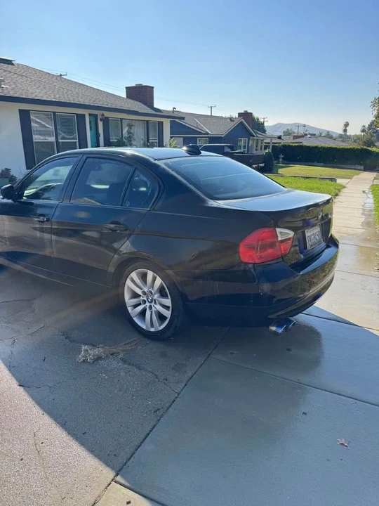 2008 BMW E90 3 Series Sedan - Image 4 of 10