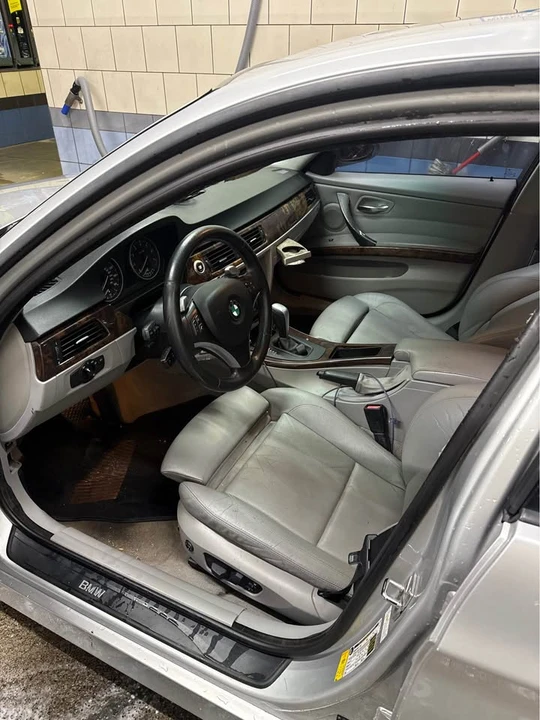 2008 BMW E90 3 Series Sedan - Image 3 of 4