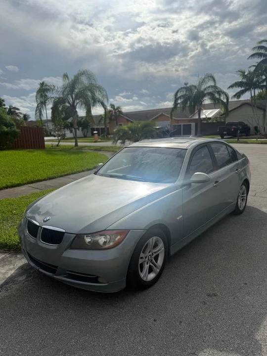 2008 BMW E90 3 Series Sedan - Image 4 of 11
