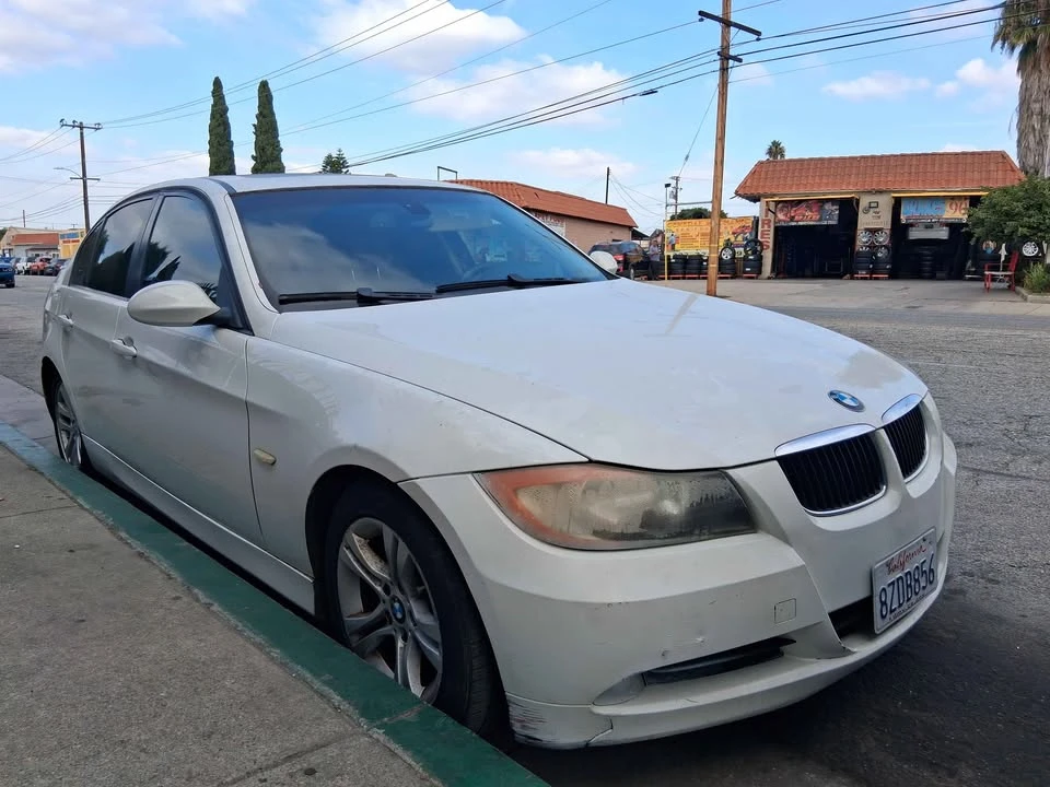 2008 BMW E90 3 Series Sedan - Image 2 of 8