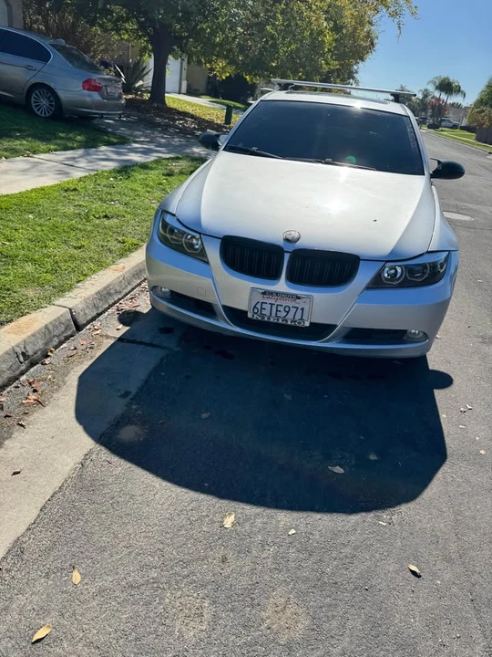 2008 BMW E90 3 Series Sedan - Image 2 of 9