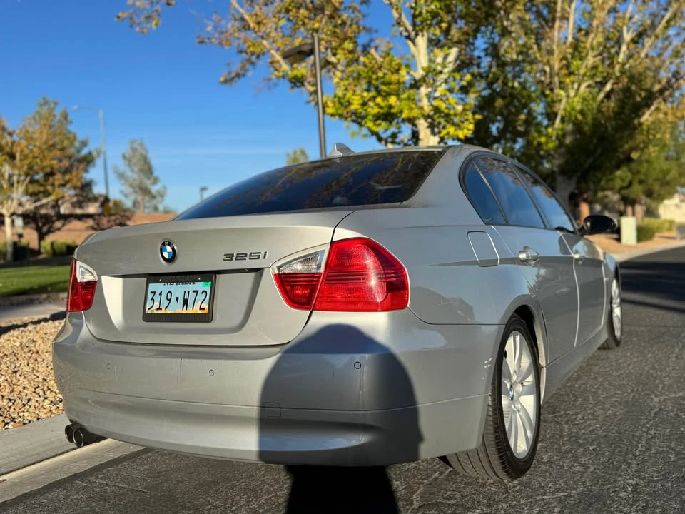 2008 BMW E90 3 Series Sedan - Image 3 of 11