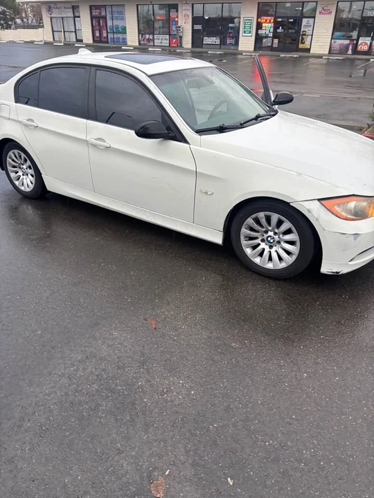 2008 BMW E90 3 Series Sedan - Image 6 of 6