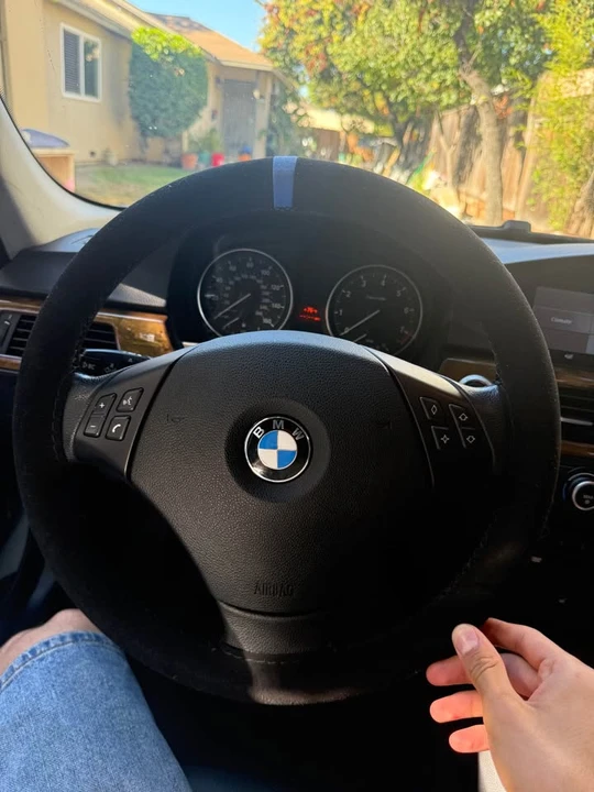 2008 BMW E90 3 Series Sedan - Image 2 of 5
