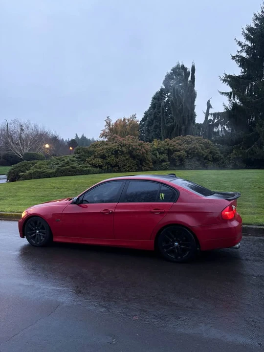 2008 BMW E90 3 Series Sedan - Image 2 of 9