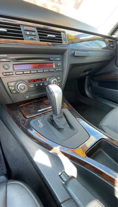 2008 BMW E90 3 Series Sedan - Image 13 of 14