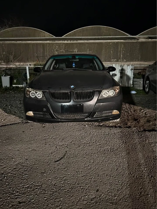 2008 BMW E90 3 Series Sedan - Image 2 of 6
