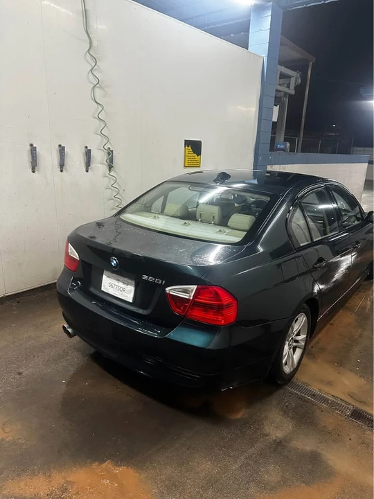 2008 BMW E90 3 Series Sedan - Image 2 of 6