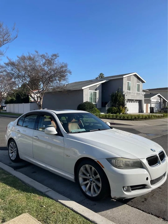 2008 BMW E90 3 Series Sedan - Image 5 of 9