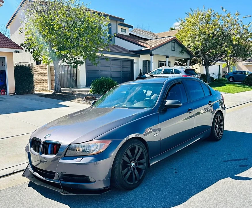 2008 BMW E90 3 Series Sedan - Image 2 of 21