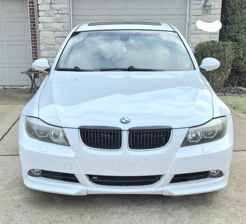 2008 BMW E90 3 Series Sedan - Image 2 of 8