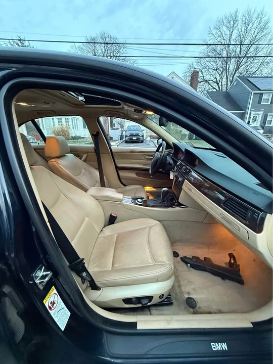 2008 BMW E90 3 Series Sedan - Image 10 of 16