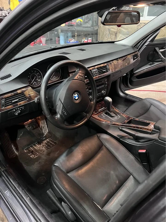 2008 BMW E90 3 Series Sedan - Image 5 of 9