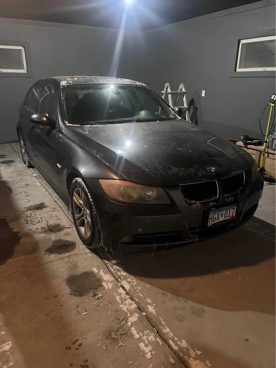 2008 BMW E90 3 Series Sedan - Image 2 of 9