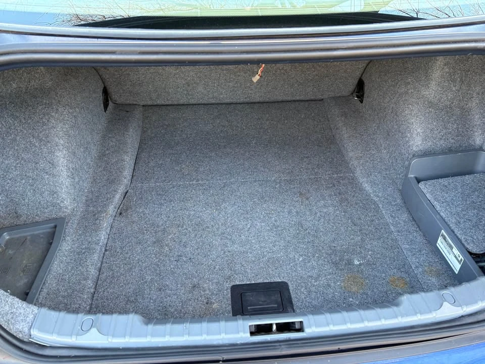 2008 BMW E90 3 Series Sedan - Image 6 of 13