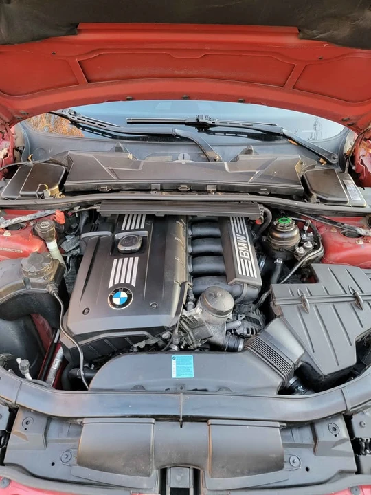 2008 BMW E90 3 Series Sedan - Image 3 of 5