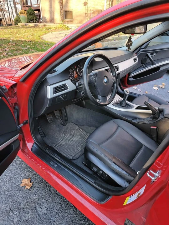 2008 BMW E90 3 Series Sedan - Image 4 of 5