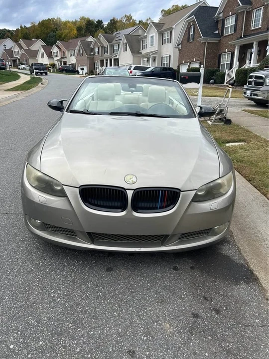 2008 BMW E93 335i Convertible - Image 5 of 10