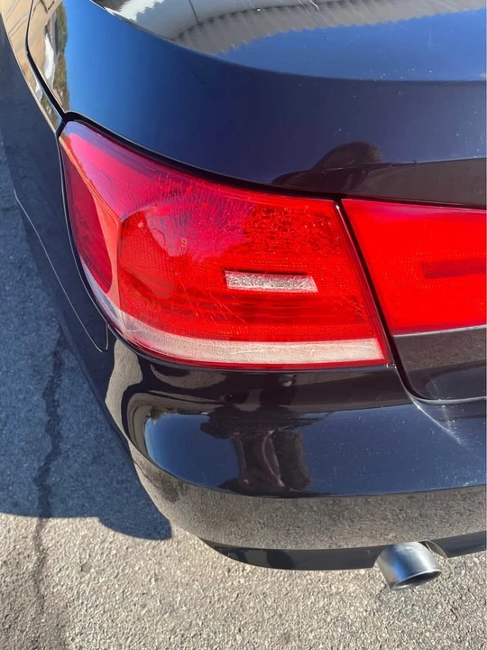 2008 BMW E93 335i Convertible - Image 4 of 10