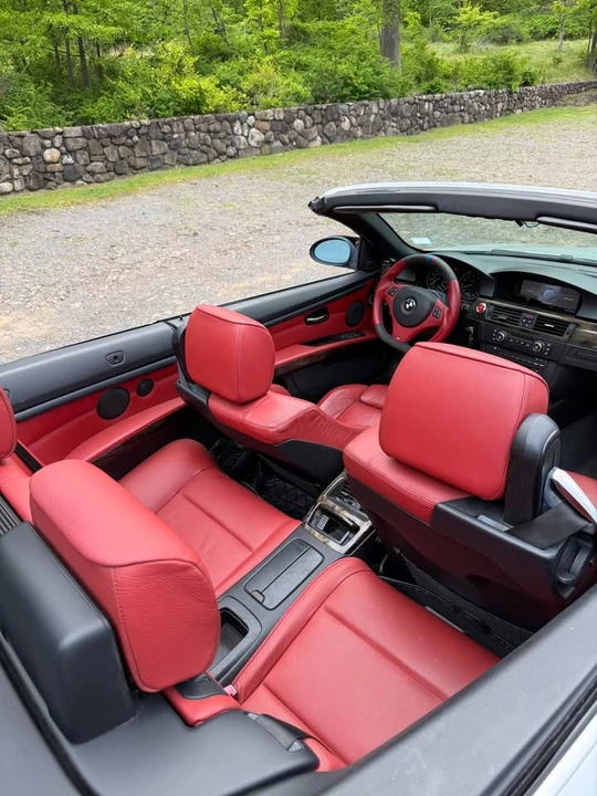 2008 BMW E93 335i Convertible - Image 18 of 20