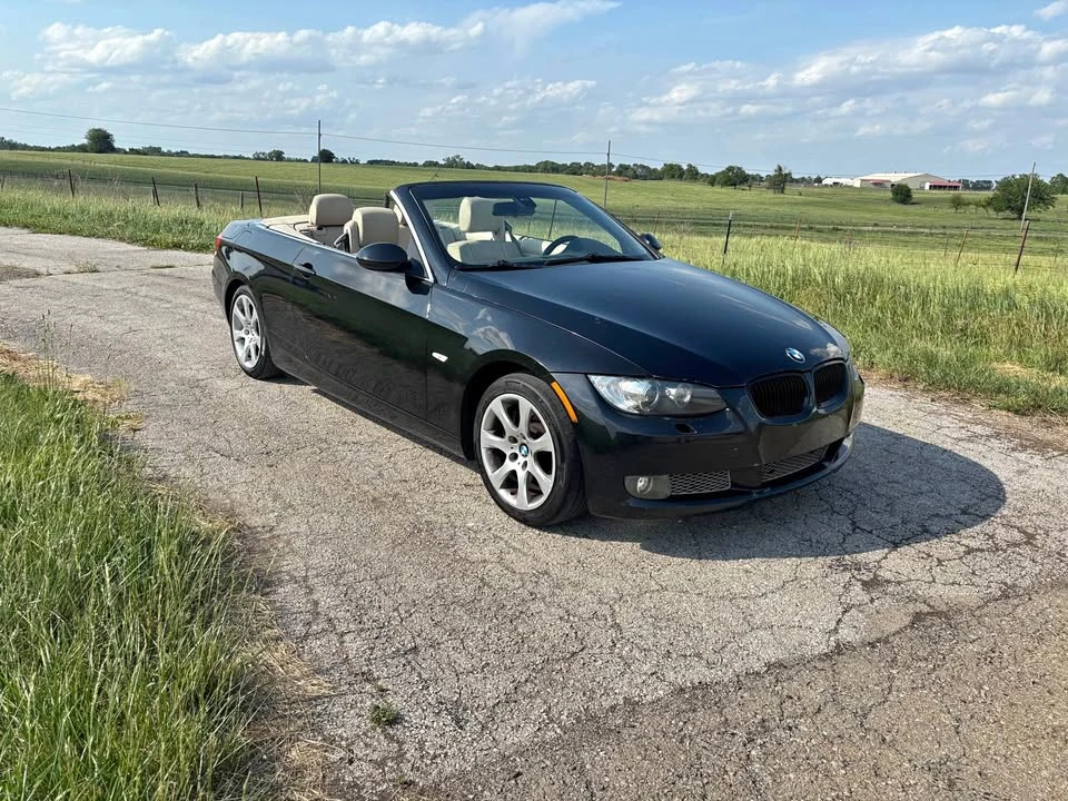 2008 BMW E93 335i Convertible - Image 2 of 11