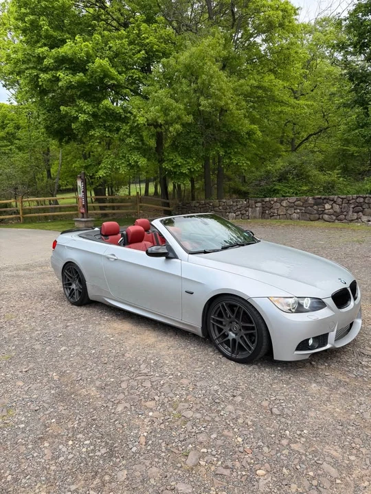 2008 BMW E93 335i Convertible - Image 2 of 20