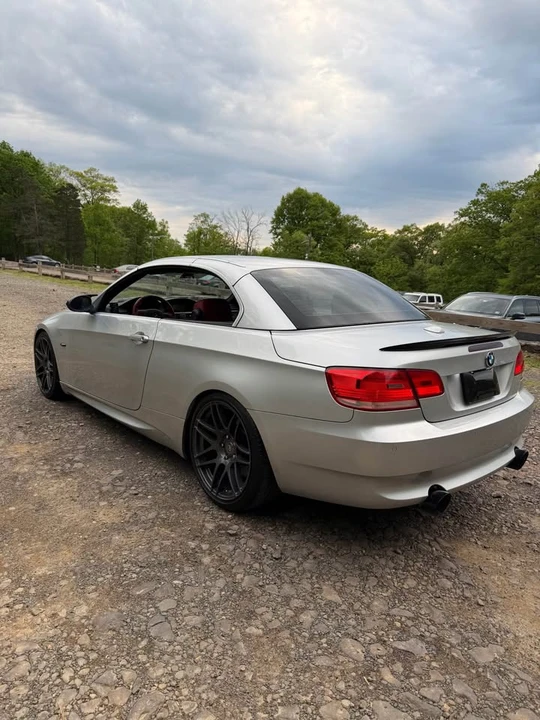 2008 BMW E93 335i Convertible - Image 13 of 20