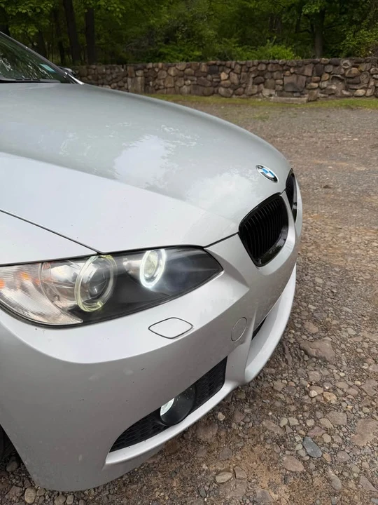 2008 BMW E93 335i Convertible - Image 10 of 20
