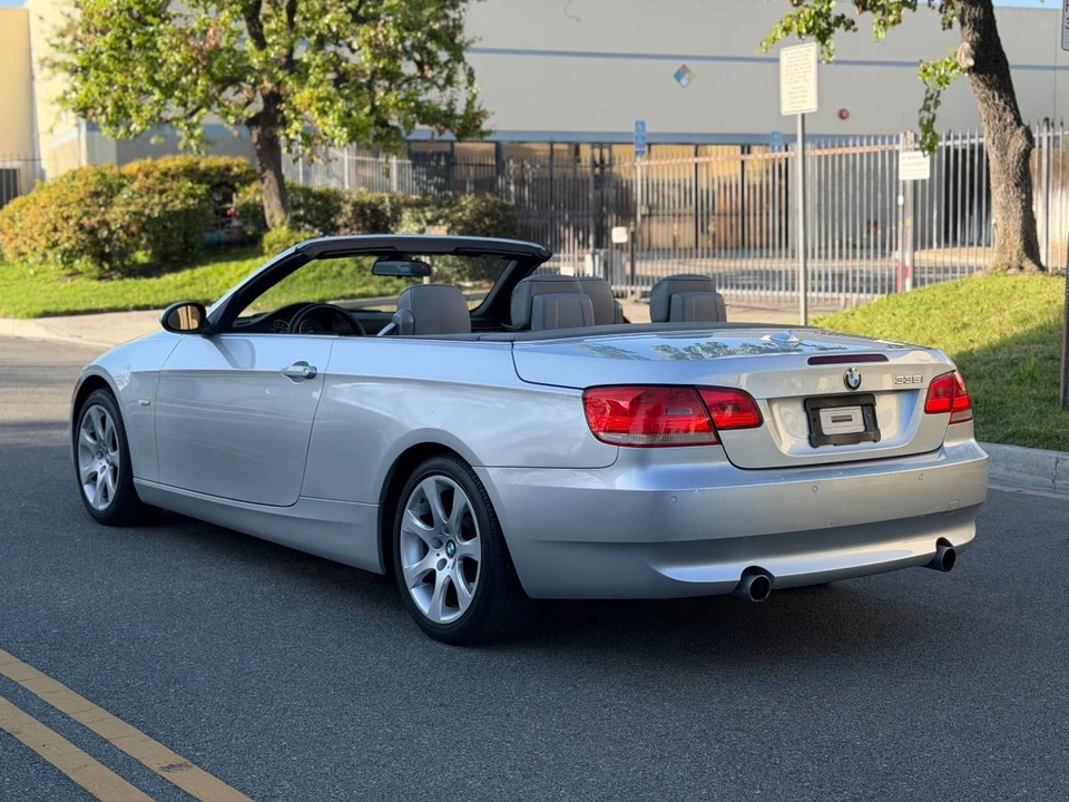 2008 BMW E93 335i Convertible - Image 2 of 20