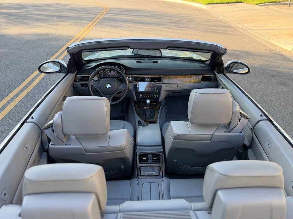 2008 BMW E93 335i Convertible - Image 8 of 20