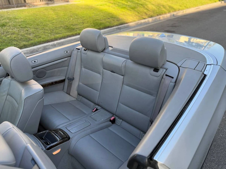 2008 BMW E93 335i Convertible - Image 17 of 20