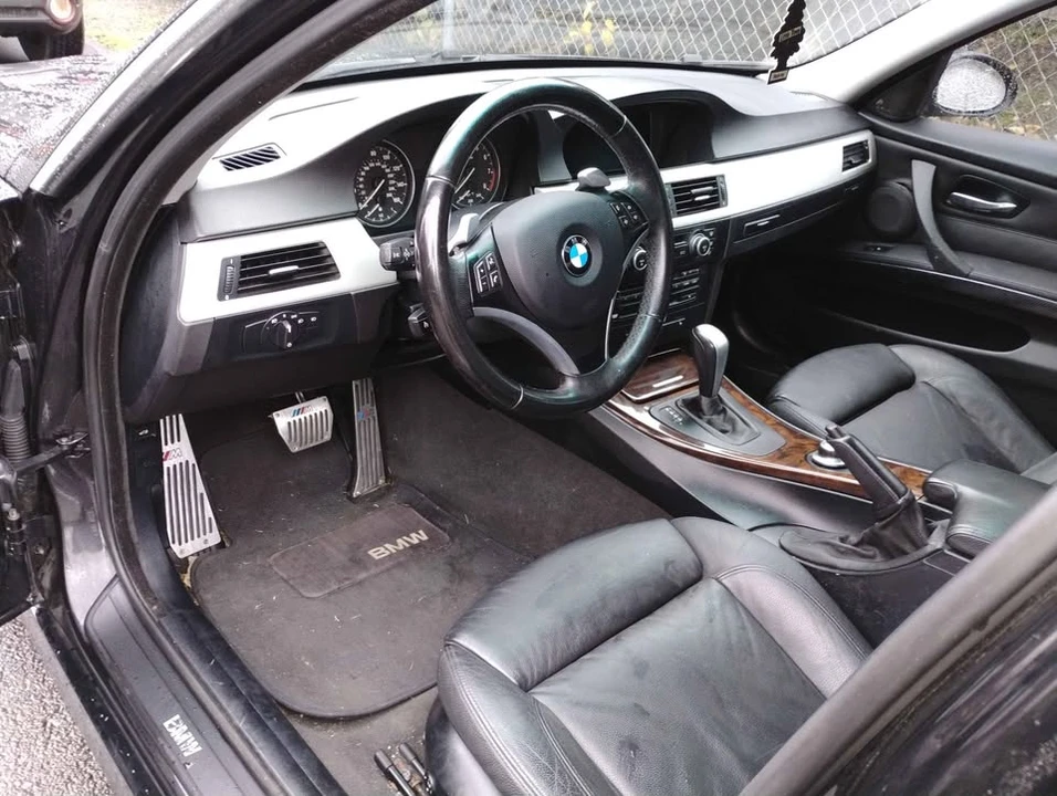 2008 BMW E90 335i Sedan - Image 8 of 12